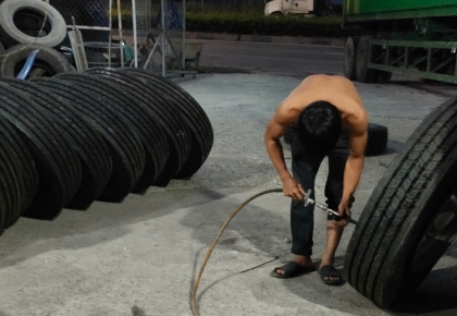 Những Lưu Ý Khi Gọi Thợ Vá Xe Giữa Đêm Khuya – Tài Xế Nên Biết