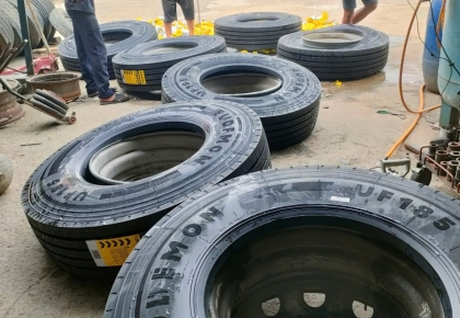 🔍 So Sánh Vá Vỏ Xe Tại Chỗ Và Vá Vỏ Lưu Động