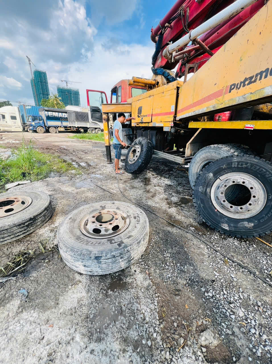 Bảng Giá Cứu Hộ Vá Vỏ Xe Bình Dương