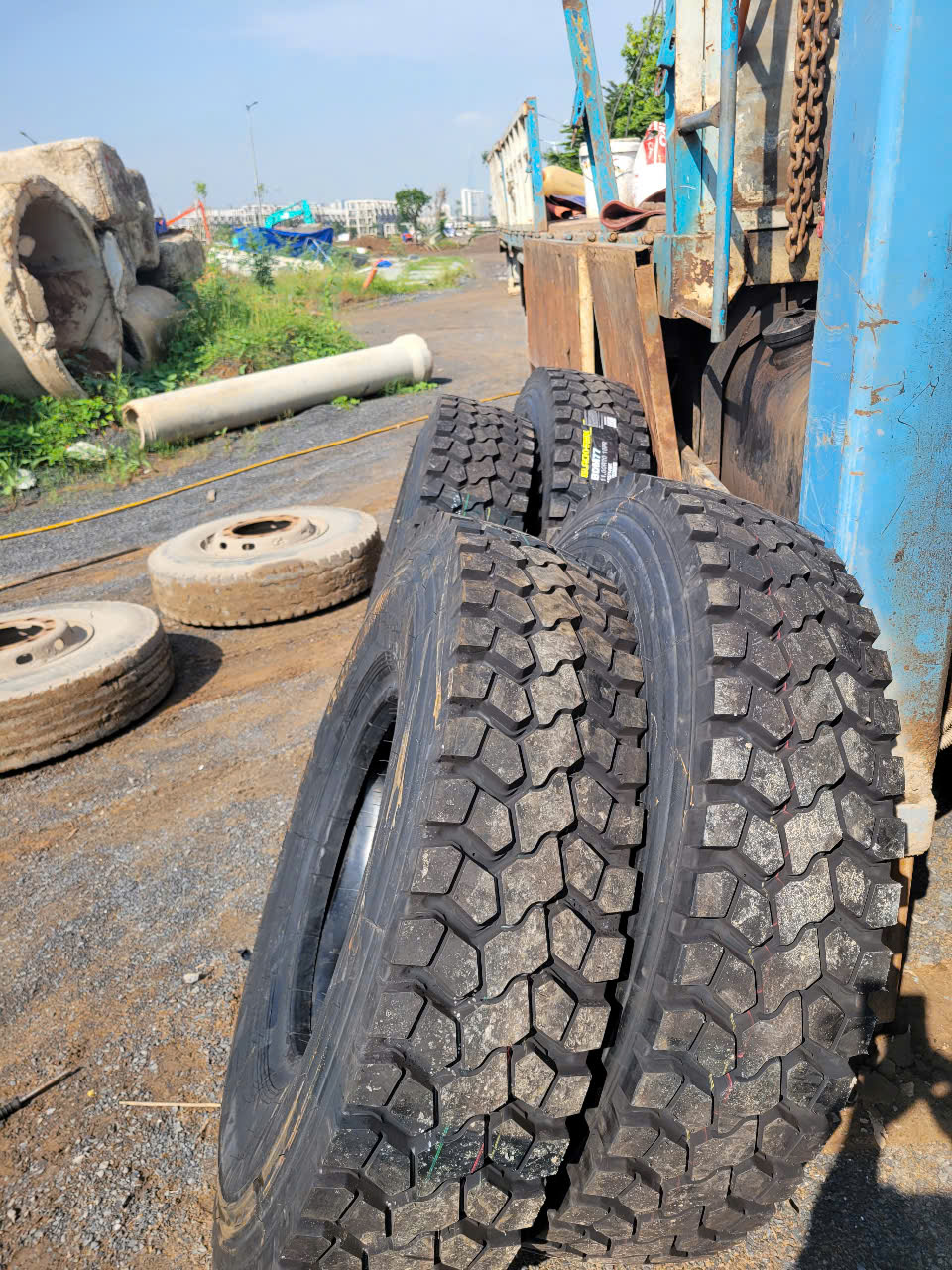 Bảng Giá Vá Vỏ Lưu Động Bình Dương 24/7