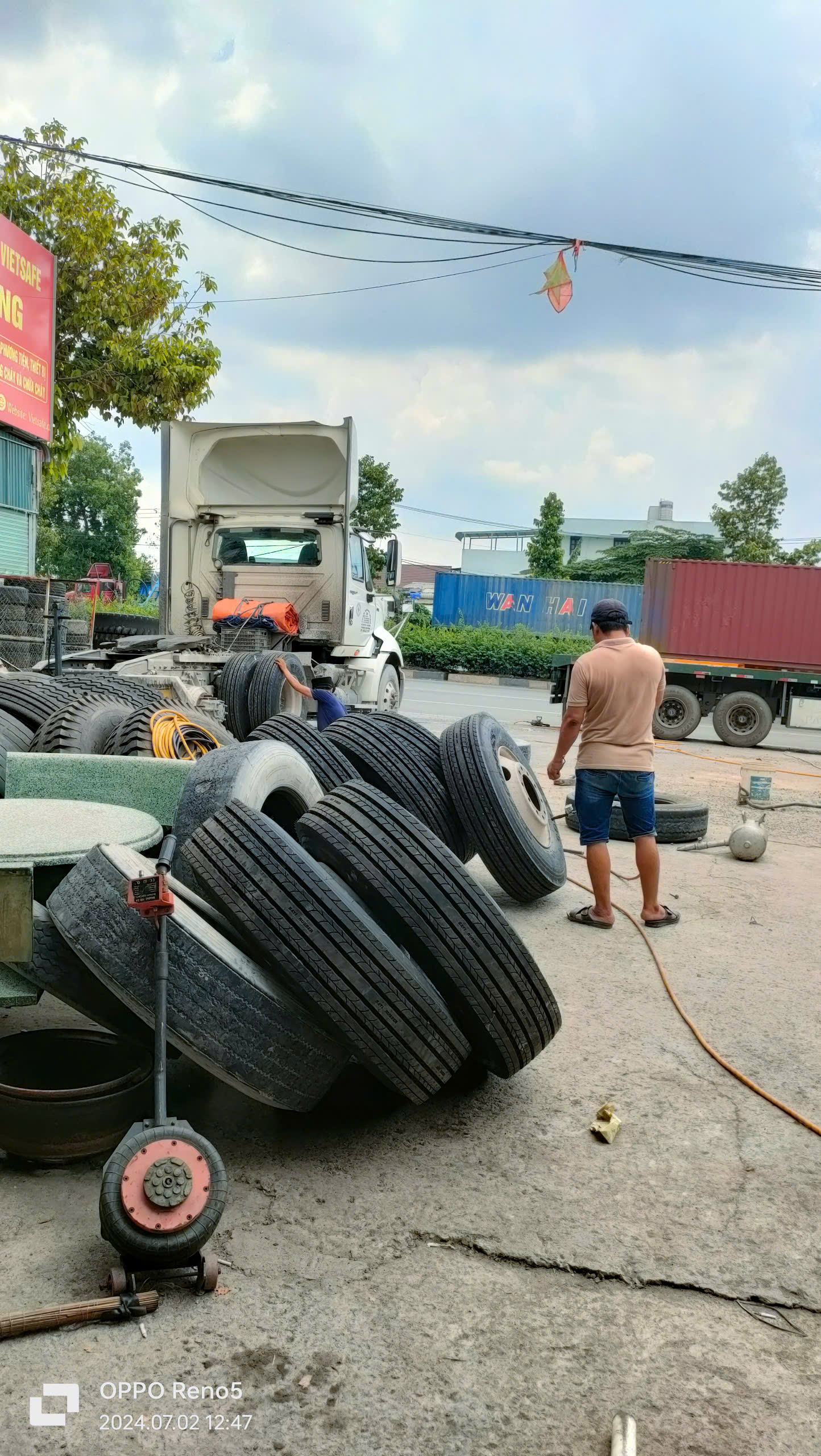 Vá Vỏ Xe Lưu Động Thành Phố Bến Cát