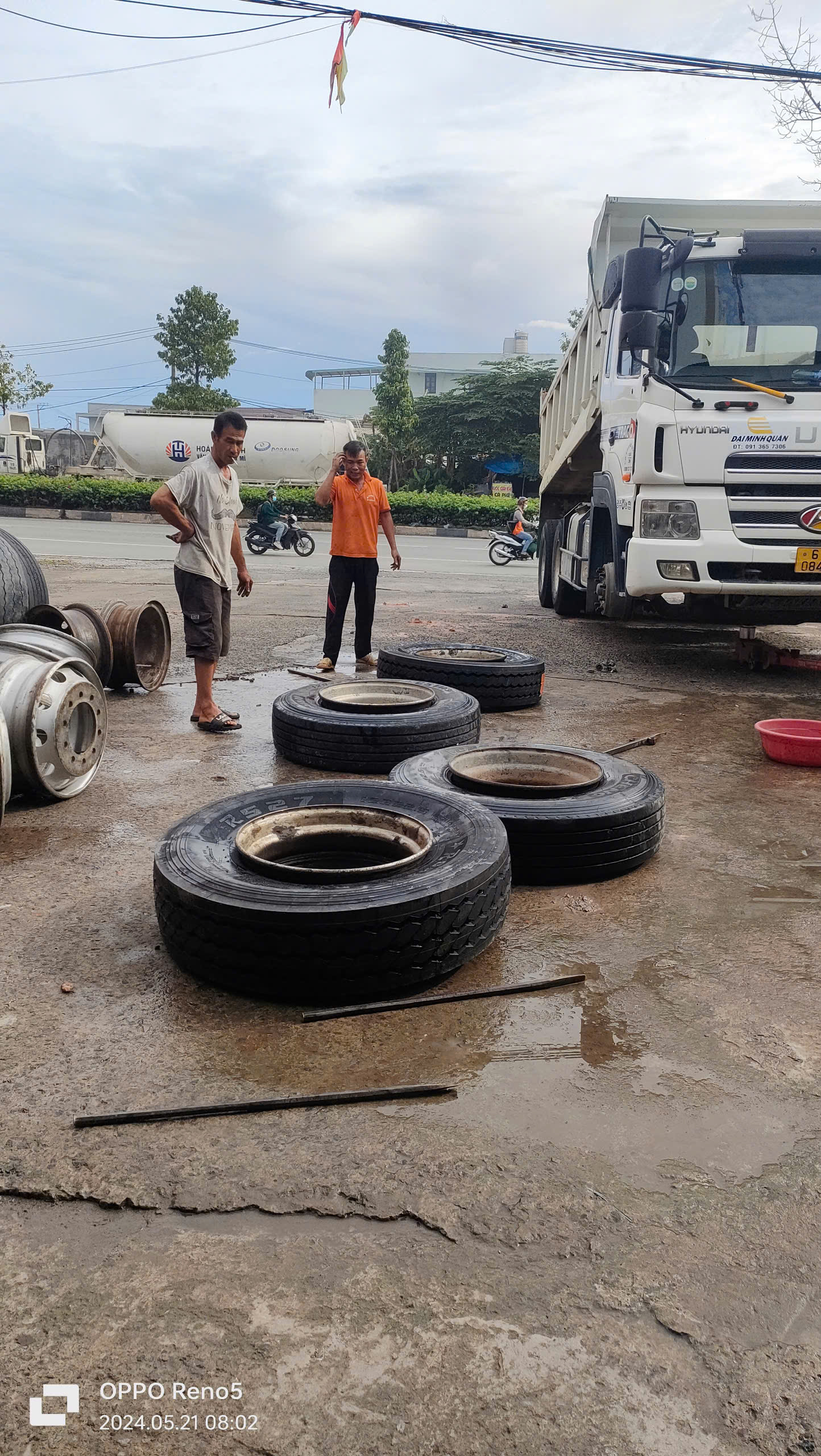 Vá Vỏ Xe Lưu Động Thành Phố Dĩ An
